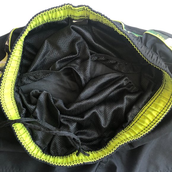 Nike Beachy Tropical Hawaiian Floral Accent Swim Trunks Coastal Vacation Island - Picture 9 of 15